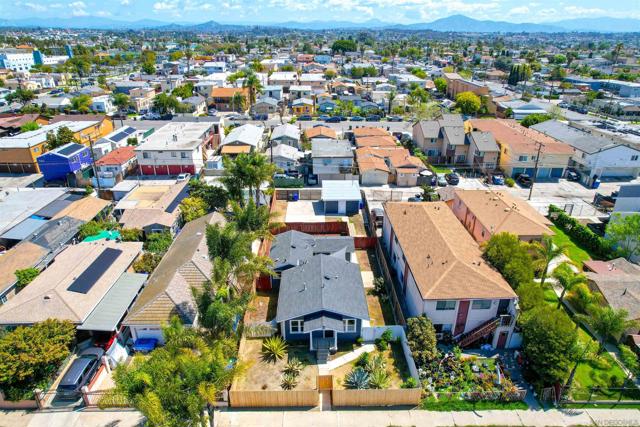 3645 42nd Street, San Diego CA: https://media.crmls.org/mediaz/93b824d7-3ba9-45a5-95b1-d38d7dc5099b.jpg