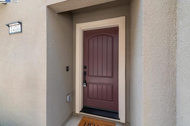 1416 Julia Ln, Concord CA: https://media.crmls.org/mediaz/93b94182-0de4-423a-b493-81b1cf4df7f2.jpg
