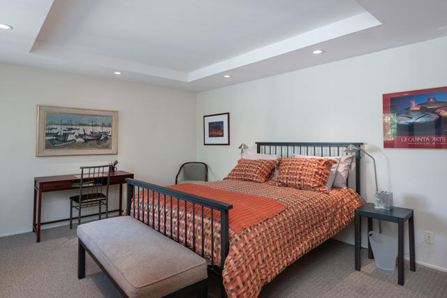 34955 Mission Hills Drive, Rancho Mirage CA: https://media.crmls.org/mediaz/93ba71b7-fd77-45cd-8c45-bdb6533743a9.jpg