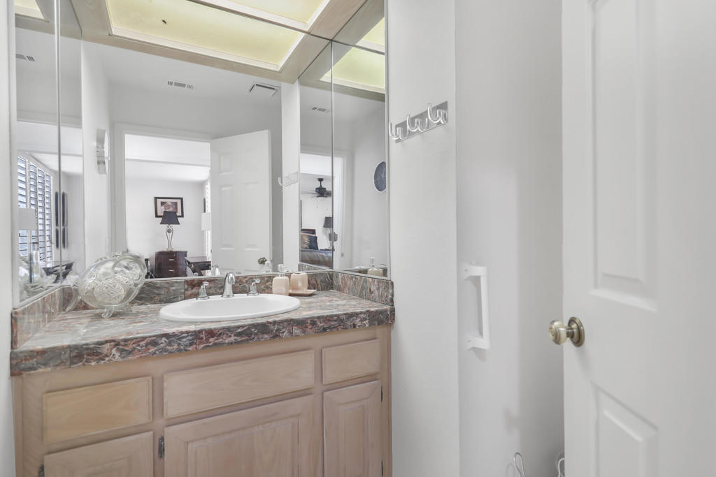 MLS #219135722DA image #16