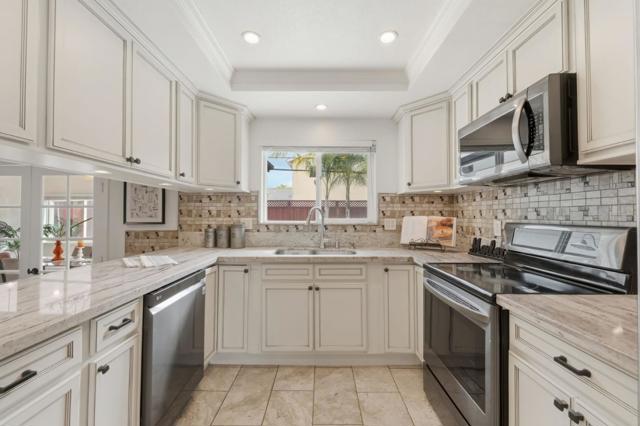 Image 7 of 49 For 222 Belden  