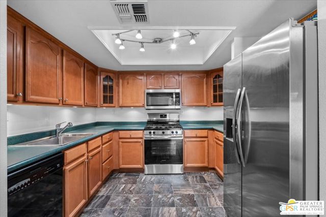 200 E Racquet Club Road, Palm Springs CA: https://media.crmls.org/mediaz/93bd1ef3-6354-4e21-85a1-88eca03261a8.jpg