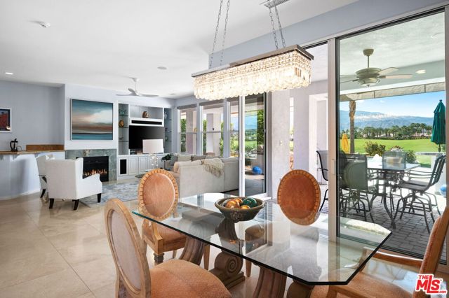 56645 Mountain, La Quinta CA: https://media.crmls.org/mediaz/93bf0001-9748-4299-95dc-68db1c32fa8d.jpg