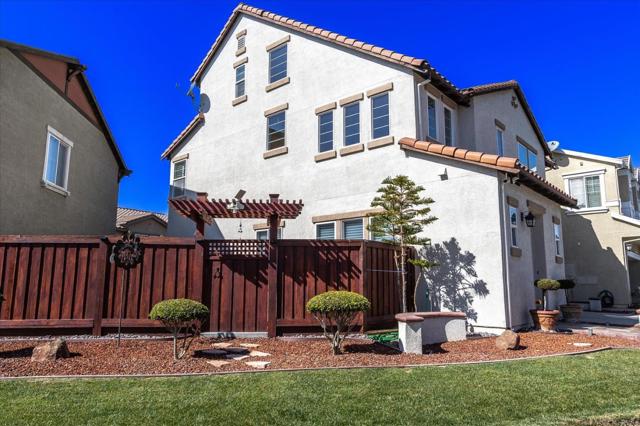 Image 4 of 70 For 7197 Windcliff Lane