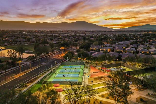 39048 Camino Orquesta, Indio CA: https://media.crmls.org/mediaz/93bfe98f-138c-4c88-823f-d92978870625.jpg