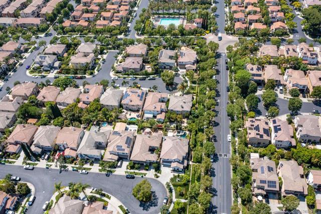 33 Harmony, Irvine CA: https://media.crmls.org/mediaz/93c099bb-6e0a-4fdc-b6e4-f06651b29108.jpg