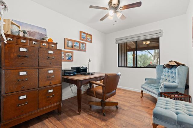 Image 13 of 73 For 25394 Mesa Grande Rd