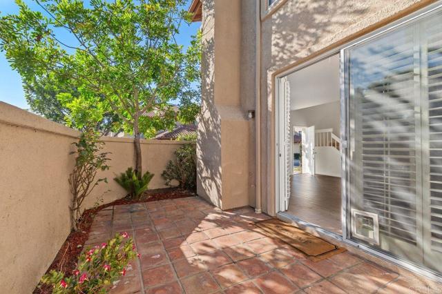 Detail Gallery Image 31 of 46 For 3810 Creststone Place, San Diego,  CA 92130 - 3 Beds | 2/1 Baths