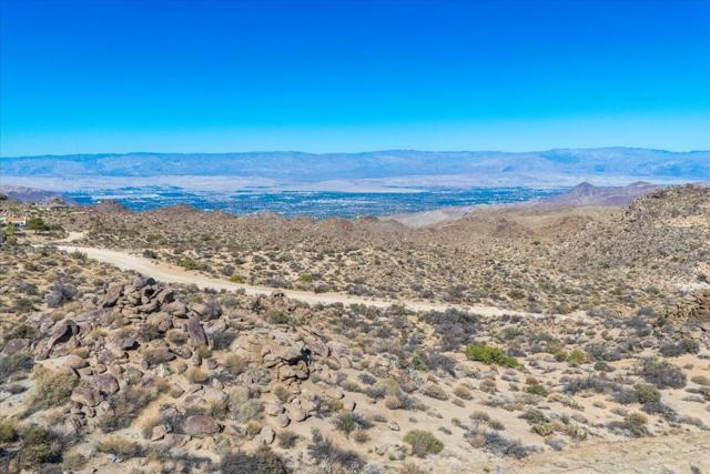Image 63 of 80 For 57795 Big Horn Drive