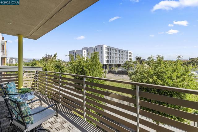 320 Riesling Ave, Milpitas CA: https://media.crmls.org/mediaz/93c53b44-4213-41df-8c26-73ae20a6394a.jpg