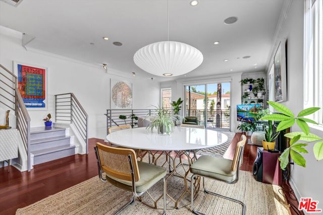 1153 N Formosa Avenue, Los Angeles CA: https://media.crmls.org/mediaz/93c58ffb-dc94-4298-9244-55785b8143d8.jpg