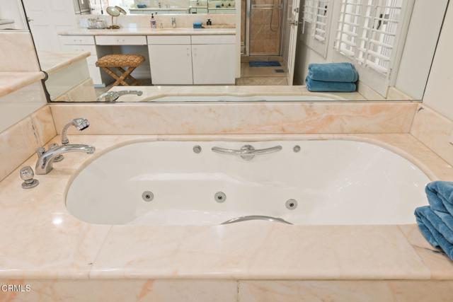 1571 Mandalay Beach Road, Oxnard CA: https://media.crmls.org/mediaz/93c62892-bb68-46ce-8abe-4b30b043e963.jpg