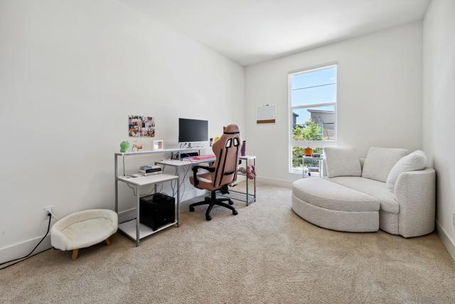 8246 Rose Quartz Cir, San Diego CA: https://media.crmls.org/mediaz/93c71876-3f74-4d20-82cd-eccd99b01423.jpg