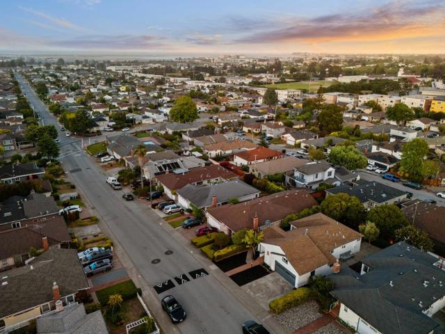 515 Helen Drive, Millbrae CA: https://media.crmls.org/mediaz/93c71ca8-e7f0-4d57-9b91-e5be472f99b5.jpg