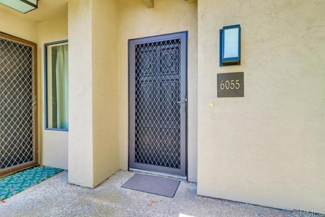 Detail Gallery Image 7 of 42 For 6055 Cirrus St, San Diego,  CA 92110 - 2 Beds | 2 Baths