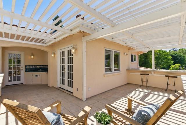 41 Regent Place, Palo Alto CA: https://media.crmls.org/mediaz/93c7534d-2f6c-4680-bfba-7cfbe07b52ba.jpg