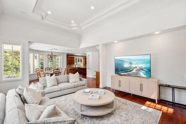 12690 Dianne Drive, Los Altos Hills CA: https://media.crmls.org/mediaz/93c7a1e2-f36a-4007-9f13-7d1f58b72f84.jpg
