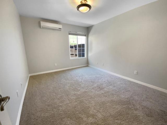 5252 Balboa Arms Dr, San Diego CA: https://media.crmls.org/mediaz/93c94d07-e0b4-4bac-9e81-959caf81fece.jpg