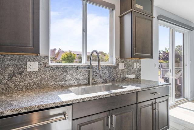 2721 Grayson Street, Hollister CA: https://media.crmls.org/mediaz/93c9fe8d-a530-4fef-9f5a-861469fcbb92.jpg