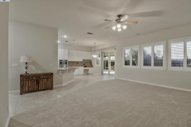 Image 5 of 29 For 3137 Grasmere Cir