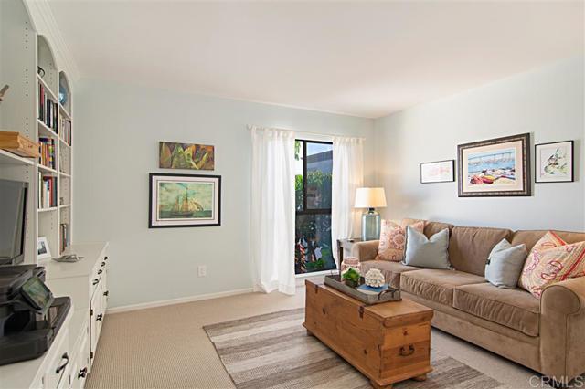 Detail Gallery Image 8 of 14 For 911 E Avenue #301,  Coronado,  CA 92118 - 3 Beds | 2/1 Baths