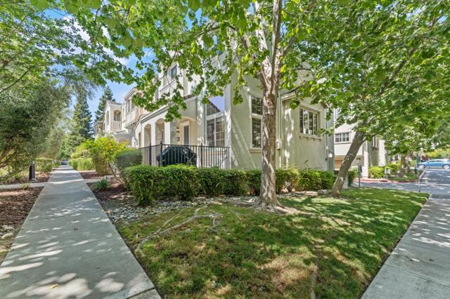 850 Foxworthy Avenue, San Jose CA: https://media.crmls.org/mediaz/93cb5039-5730-4f5f-a8f1-194ba389bb31.jpg