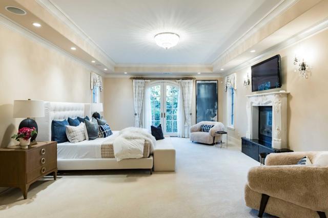58 Marymont Avenue, Atherton CA: https://media.crmls.org/mediaz/93cc4387-f7e5-4835-965f-705479add591.jpg