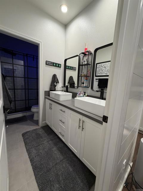 Detail Gallery Image 20 of 39 For 1247 Corte Mendi, Chula Vista,  CA 91913 - 4 Beds | 3/1 Baths