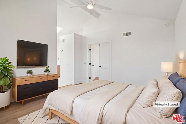 27598 Paseo Sonata, San Juan Capistrano CA: https://media.crmls.org/mediaz/93ccb45f-350e-4ec3-8026-2046853c2a61.jpg