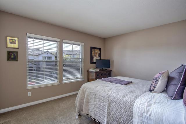 Image 19 of 24 For 1684 Robin Place