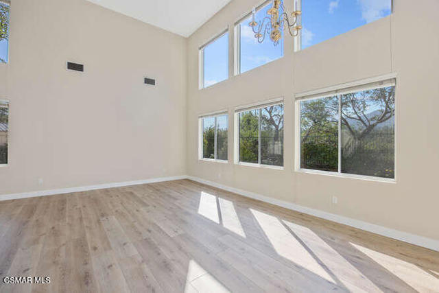 1636 Meadowglen Court, Newbury Park CA: https://media.crmls.org/mediaz/93ce4b6b-af64-4d65-8b6e-c1bdd0a542b0.jpg