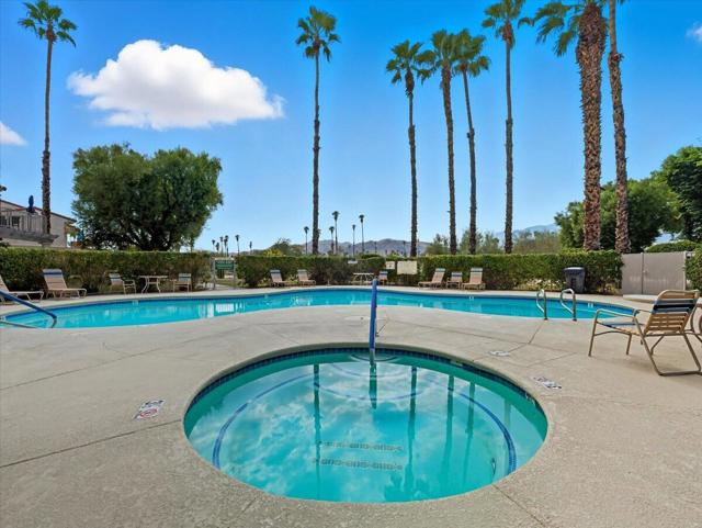 2001 Camino Parocela E #O-107, Palm Springs, CA 92264
