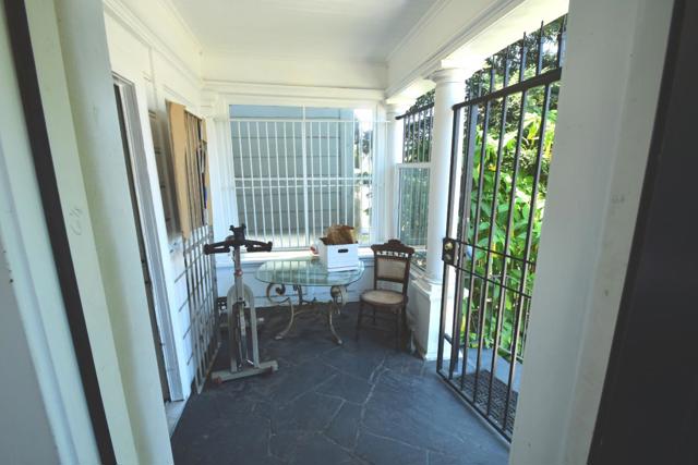 3306 Market Street, Emeryville CA: https://media.crmls.org/mediaz/93d434aa-d94c-478c-b236-b0d35c94b73e.jpg