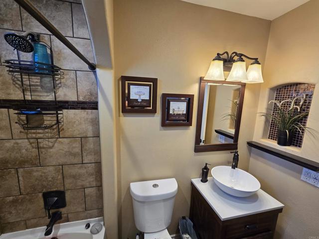 9690 Bundy Drive, Santee CA: https://media.crmls.org/mediaz/93d4a217-26e4-4f0f-ba32-16d881740ba4.jpg