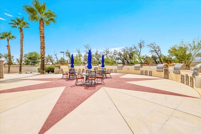 3839 Blue Sky Way, Palm Springs CA: https://media.crmls.org/mediaz/93d5481b-8a87-4eb3-b1e0-2d64c02ec0e5.jpg