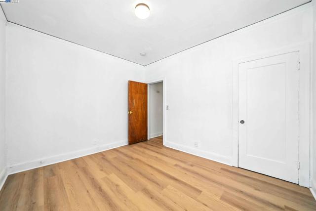 2238 7Th, Berkeley CA: https://media.crmls.org/mediaz/93d54f3a-5c82-42f9-a3ef-df9033d08c7e.jpg