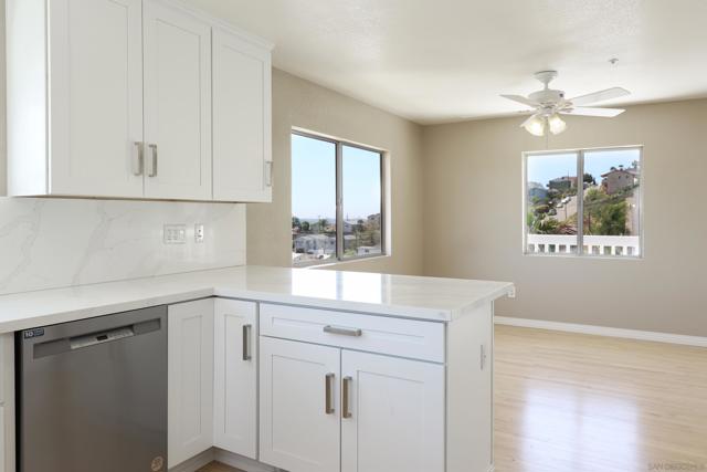 1412 San Miguel Ave, Spring Valley CA: https://media.crmls.org/mediaz/93d5c677-a340-41f1-9a16-5acc520fdbd2.jpg