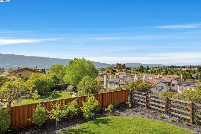 5719 Dimas Ct, Pleasanton CA: https://media.crmls.org/mediaz/93d6b16c-b17e-4c2d-a7a9-1e579451b89b.jpg