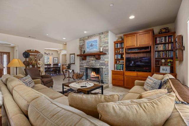 Detail Gallery Image 19 of 60 For 10204 Mount Olympus Valley Rd Rd, Fallbrook,  CA 92028 - 3 Beds | 2/1 Baths