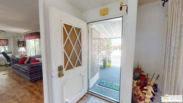 18555 Roberts Road, Desert Hot Springs CA: https://media.crmls.org/mediaz/93d8468c-2218-4a20-949c-0097785c2d54.jpg