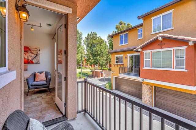 152 Holly Ter, Sunnyvale, California 94086, 3 Bedrooms Bedrooms, ,2 BathroomsBathrooms,Townhouse,For Sale,Holly Ter,41062221