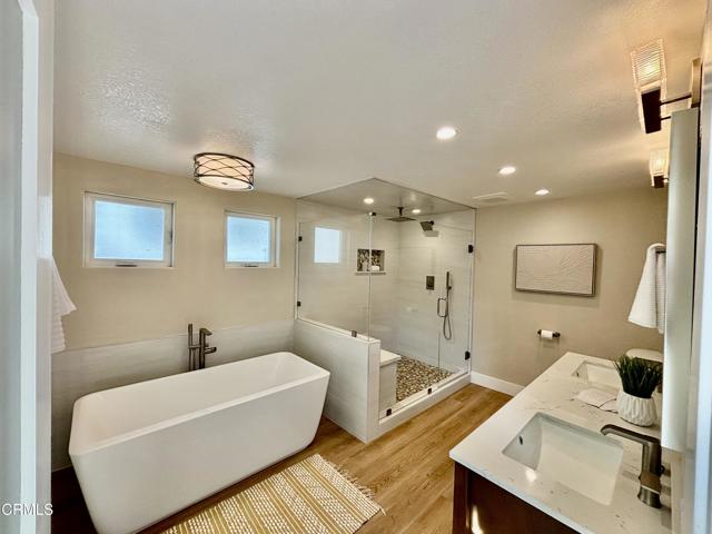 Detail Gallery Image 6 of 16 For 2517 Panama Dr, Oxnard,  CA 93035 - 3 Beds | 2/1 Baths