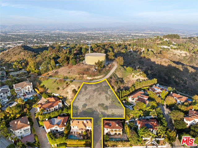 Drew Fenton | 3025 N Beverly Glen Cr Los Angeles CA | MLS: 7410657 Drew Fenton | 3025 N Beverly Glen Cr Los Angeles CA | MLS: 7410657