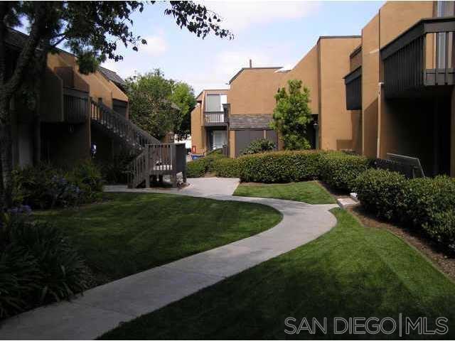 6333 Mount Ada Rd., Clairemont Mesa CA: https://media.crmls.org/mediaz/93da9076-a9af-46c9-a543-211e981f6d3d.jpg