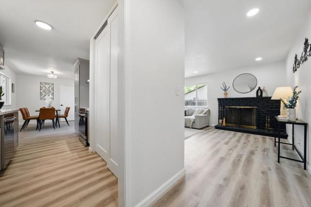 1693 Greentree Drive, Concord CA: https://media.crmls.org/mediaz/93dc27be-9644-4d7e-89db-122d850ef00d.jpg
