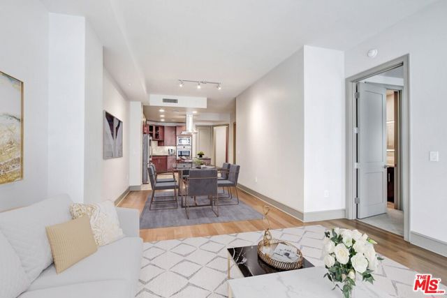 10700 Wilshire Boulevard, Los Angeles CA: https://media.crmls.org/mediaz/93dc587d-da4a-479d-8e14-e3f90f0faa38.jpg