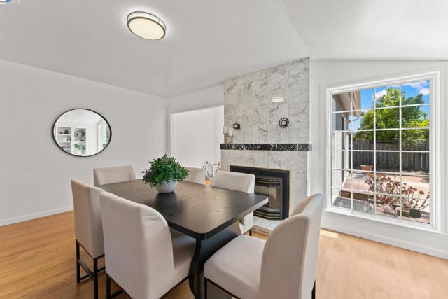 6793 Flanders Dr, Newark CA: https://media.crmls.org/mediaz/93dd24f8-8f80-45e8-84cb-6ab5b76ac773.jpg