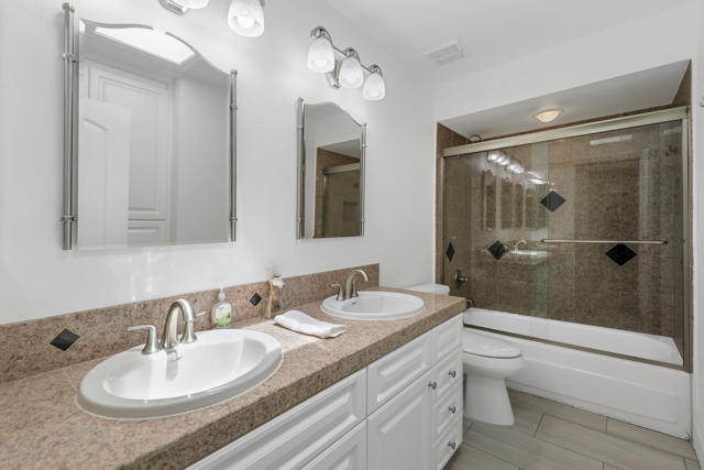 5 Majorca Drive, Rancho Mirage CA: https://media.crmls.org/mediaz/93dd587d-3602-4e9f-bdd2-1b1d2664176b.jpg