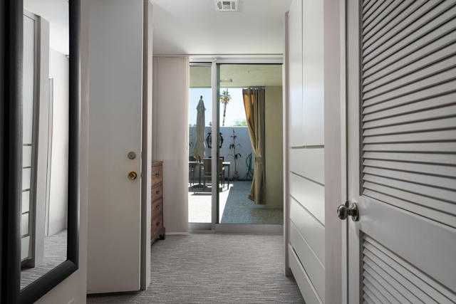 74 Lakeview Drive, Palm Springs CA: https://media.crmls.org/mediaz/93df057b-e8ee-4861-af95-c5703e6a4240.jpg