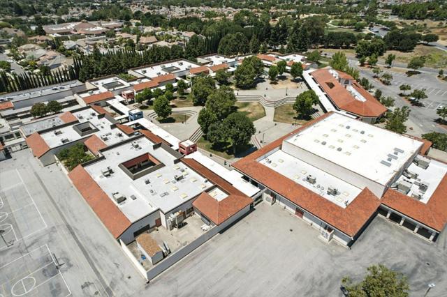 3665 Ivy Canyon Court, San Jose CA: https://media.crmls.org/mediaz/93df3cce-4575-4c93-abdd-31ef50d87de7.jpg